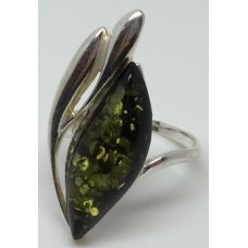Кольцо из янтаря "Фиалка" зелень
