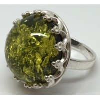 Кольцо с янтарем "Королева" зелень
