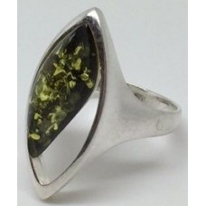 Кольцо с янтарем " Мечта" зелень