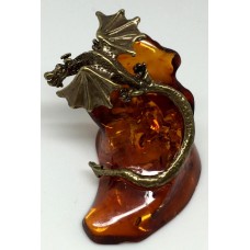 Сувенир с янтарем "Дракон"