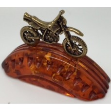 Сувенир с янтарем "Мотоцикл" 